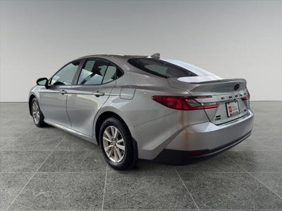 2025 Toyota Camry Hybrid LE