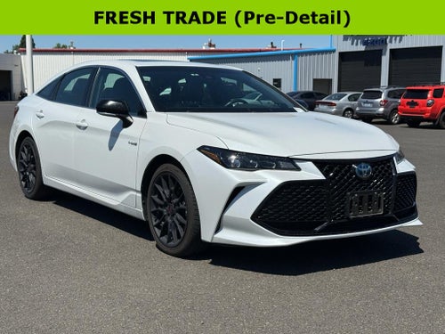2021 Toyota Avalon Hybrid XSE