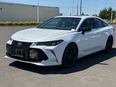 2021 Toyota Avalon Hybrid XSE