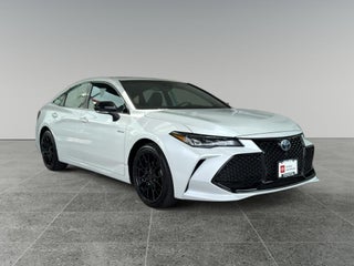 2021 Toyota Avalon Hybrid XSE