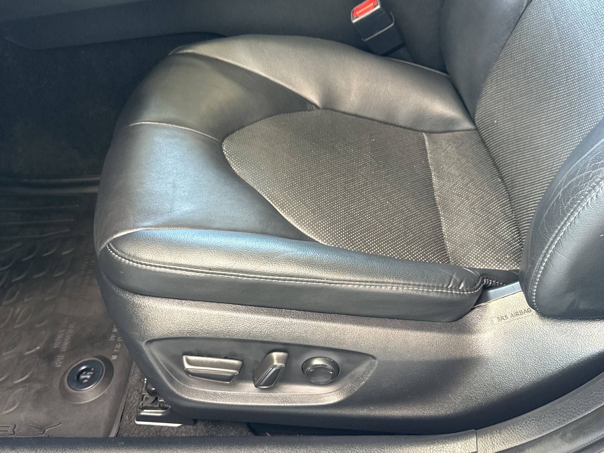 2023 Toyota Camry Hybrid Hybrid XLE