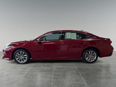 2022 Toyota Avalon XLE