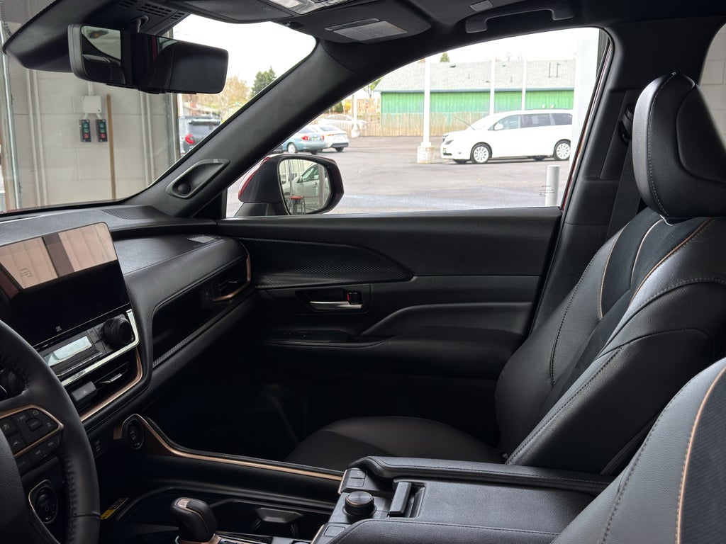 2025 Toyota Grand Highlander Hybrid Hybrid MAX Platinum