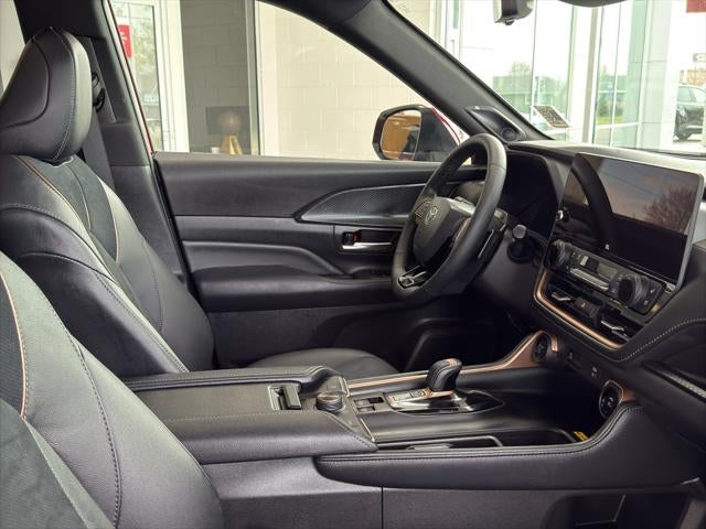2025 Toyota Grand Highlander Hybrid Hybrid MAX Platinum