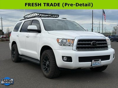 2017 Toyota Sequoia SR5