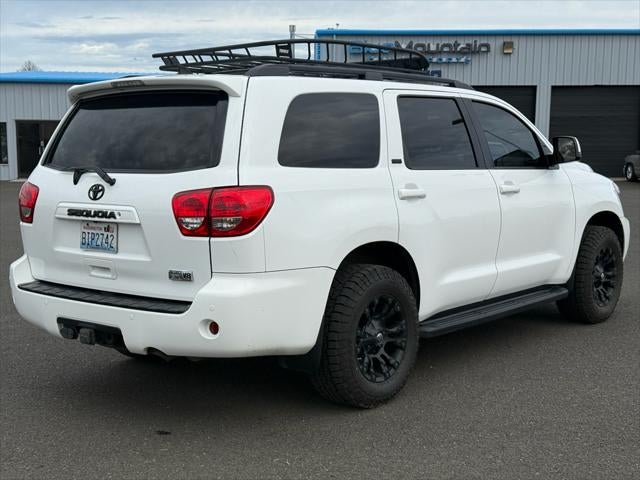 2017 Toyota Sequoia SR5