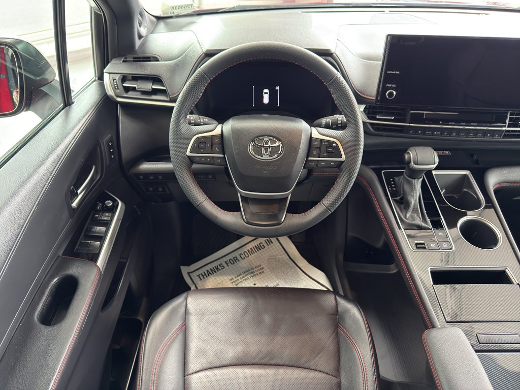 2025 Toyota Sienna XSE