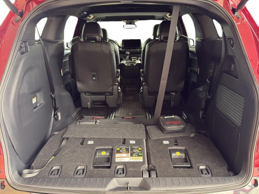 2025 Toyota Sienna XSE