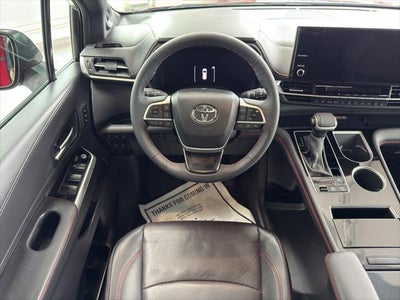 2025 Toyota Sienna XSE