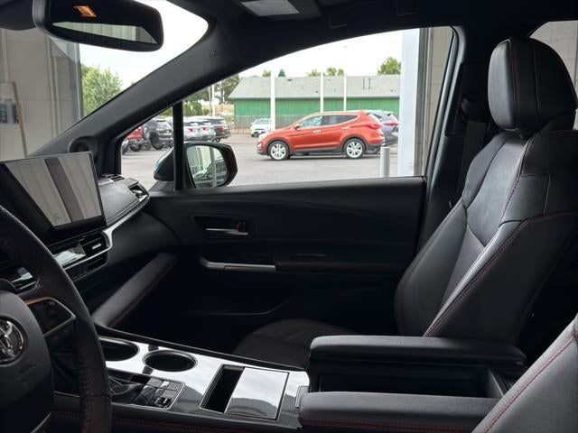2025 Toyota Sienna XSE