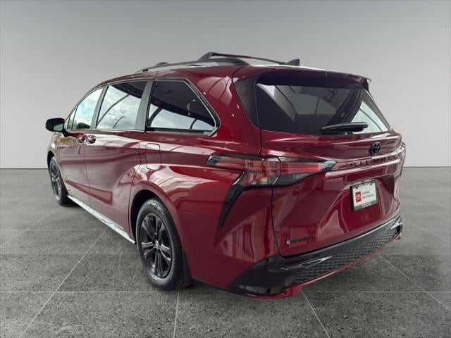 2025 Toyota Sienna XSE