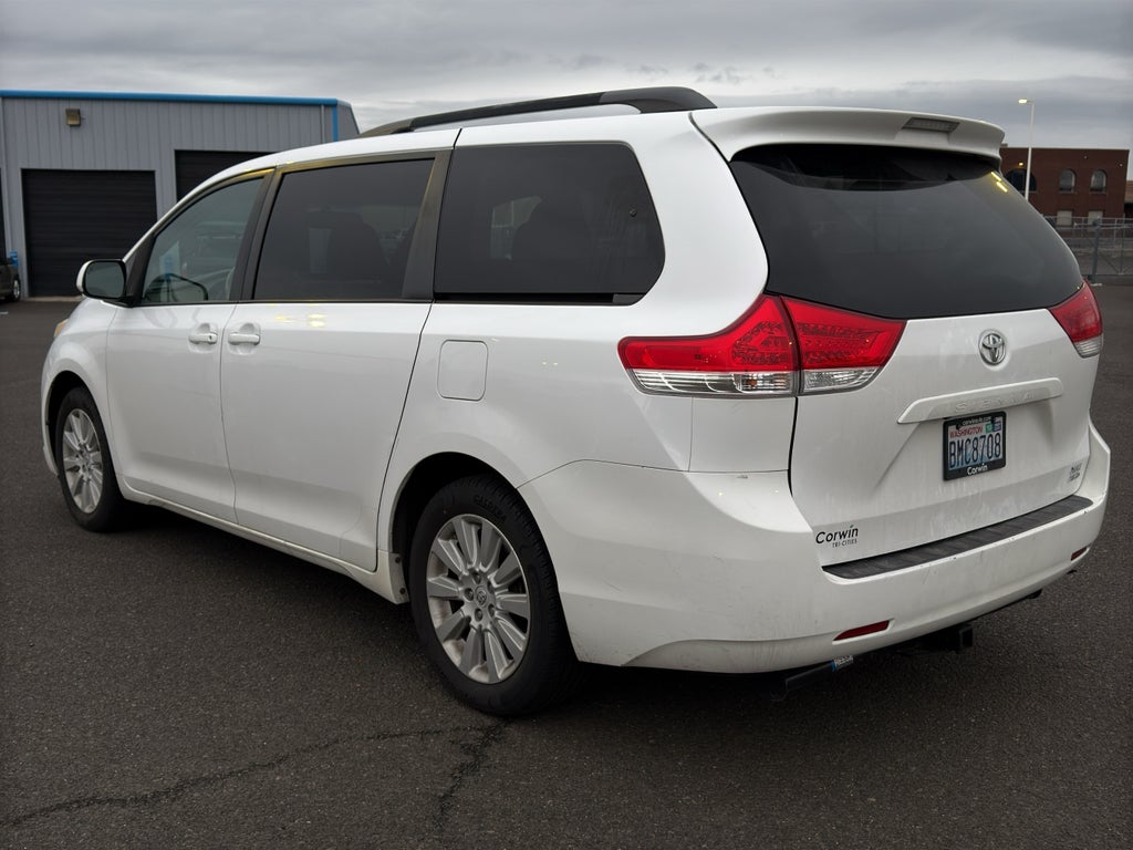 2012 Toyota Sienna XLE