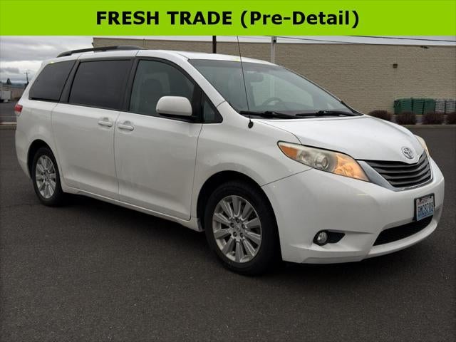 2012 Toyota Sienna XLE