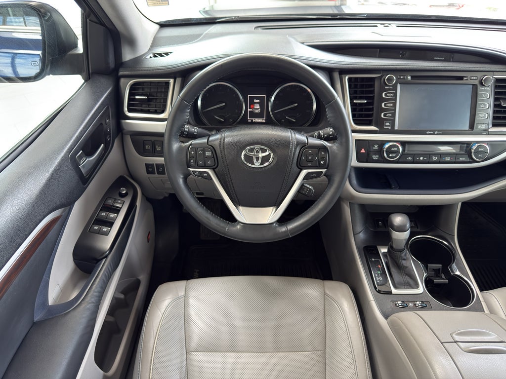 2014 Toyota Highlander Limited Platinum