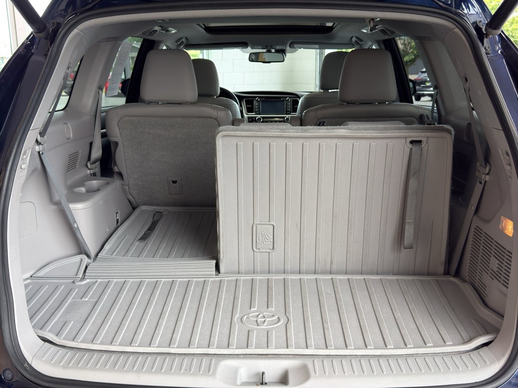 2014 Toyota Highlander Limited Platinum