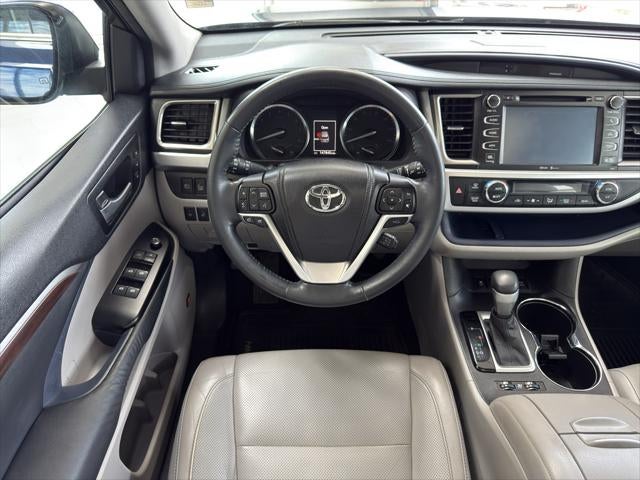 2014 Toyota Highlander Limited Platinum