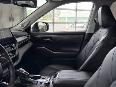 2021 Toyota Highlander Limited