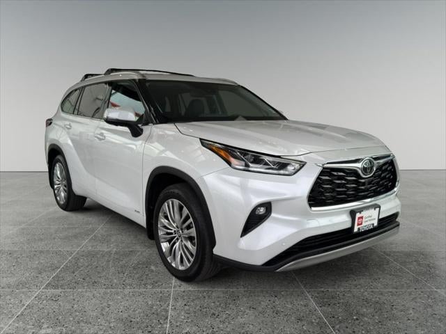 2025 Toyota Highlander Hybrid Hybrid Platinum