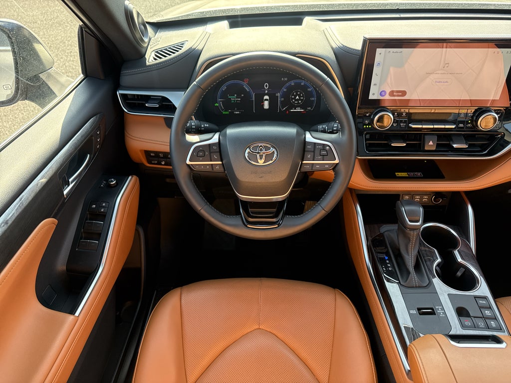 2026 Toyota Highlander Hybrid Hybrid Platinum