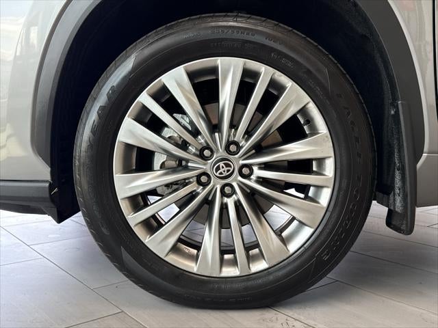 2026 Toyota Highlander Hybrid Hybrid Platinum
