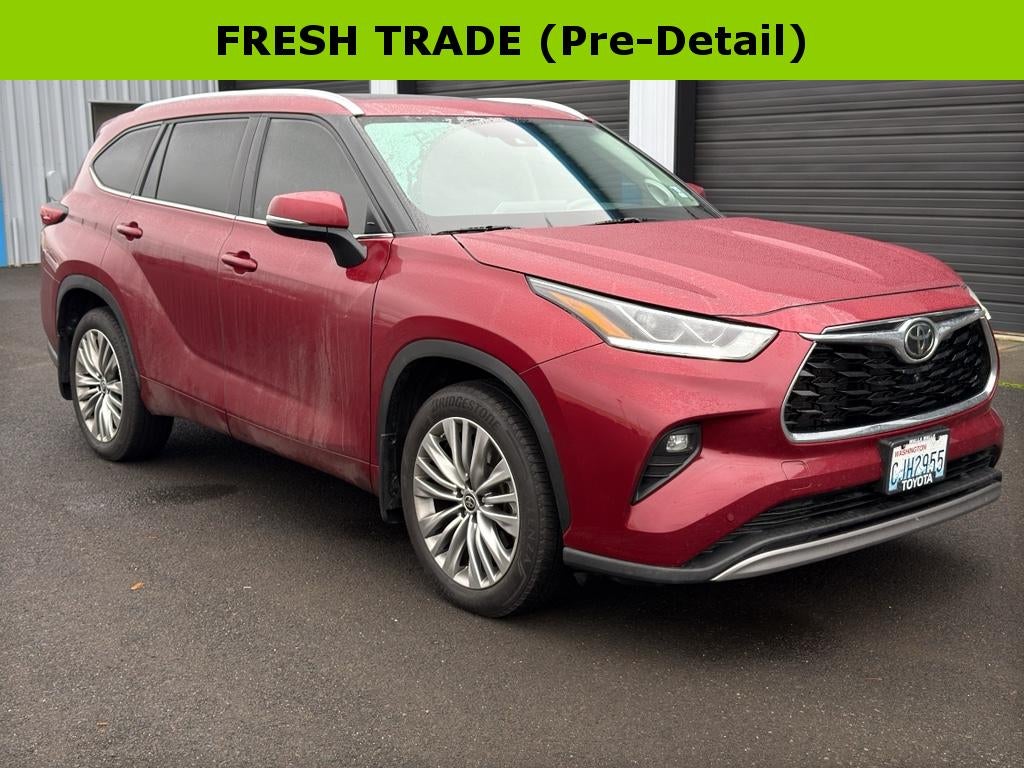 2022 Toyota Highlander Platinum