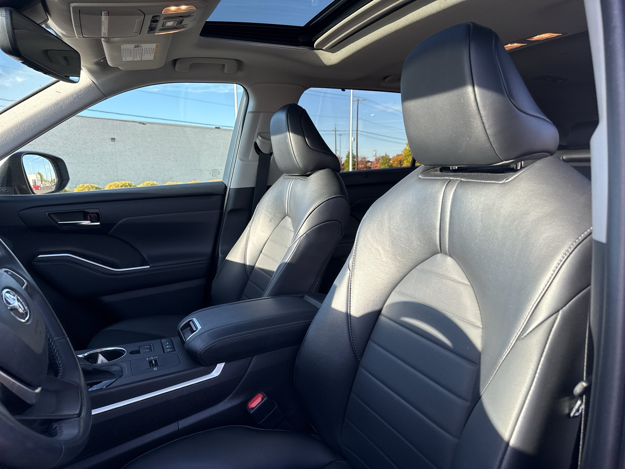 2022 Toyota Highlander Hybrid Hybrid XLE