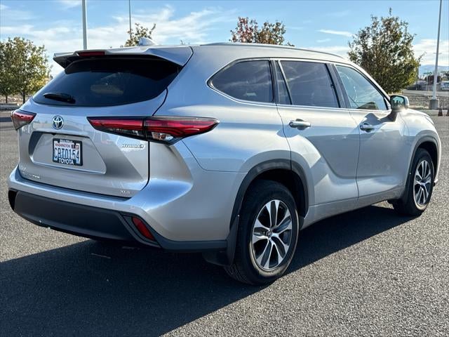 2022 Toyota Highlander Hybrid Hybrid XLE