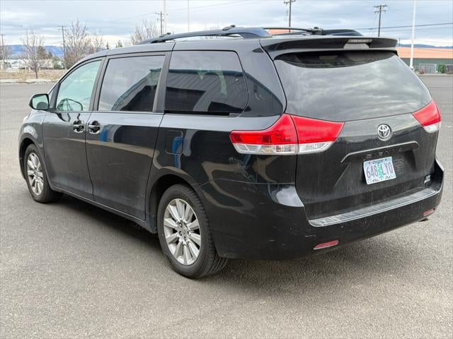 2011 Toyota Sienna LE