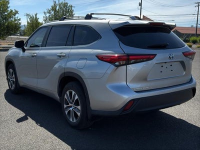 2023 Toyota Highlander Hybrid Hybrid XLE