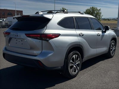 2023 Toyota Highlander Hybrid Hybrid XLE