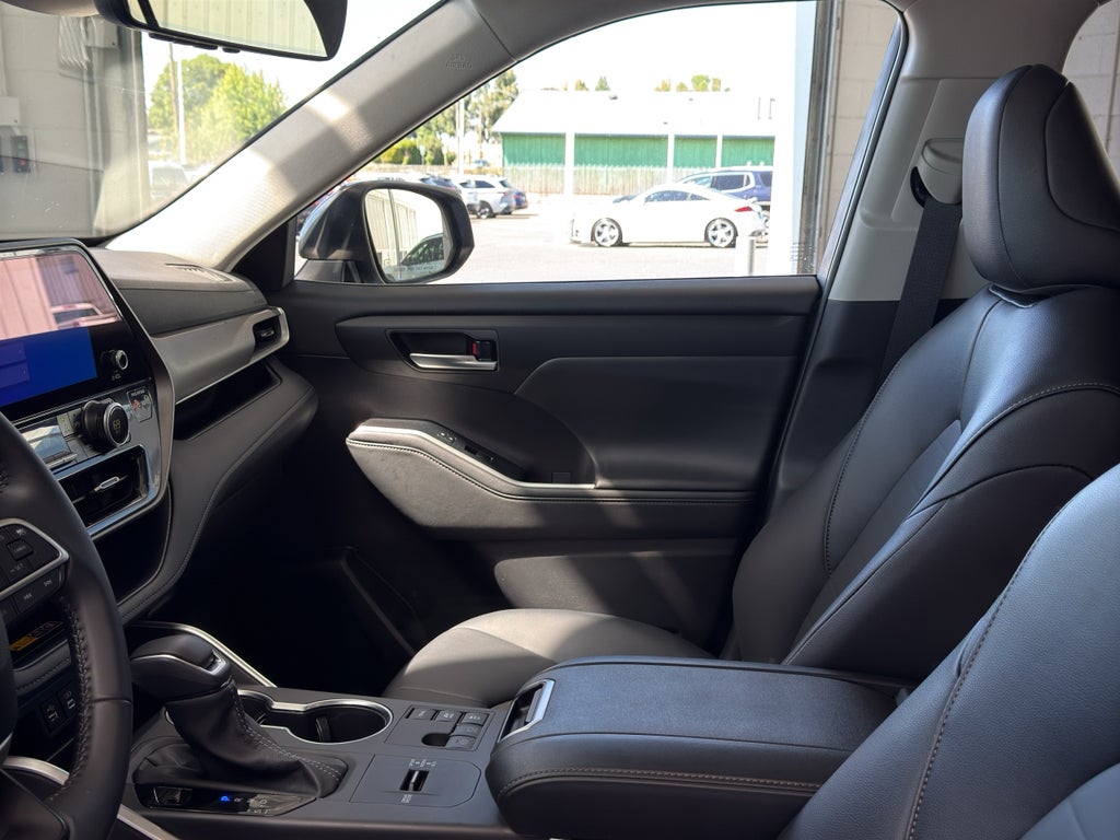2026 Toyota Highlander Hybrid Hybrid XLE
