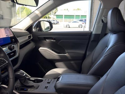 2026 Toyota Highlander Hybrid Hybrid XLE