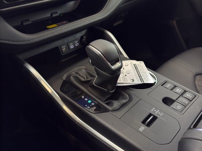 2025 Toyota Highlander Hybrid Hybrid XLE Nightshade