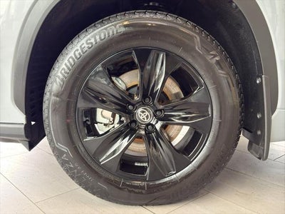 2025 Toyota Highlander Hybrid Hybrid XLE Nightshade