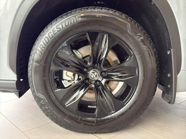 2025 Toyota Highlander Hybrid Hybrid XLE Nightshade