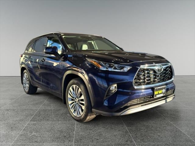 2025 Toyota Highlander Platinum
