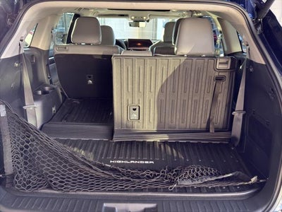 2025 Toyota Highlander Platinum