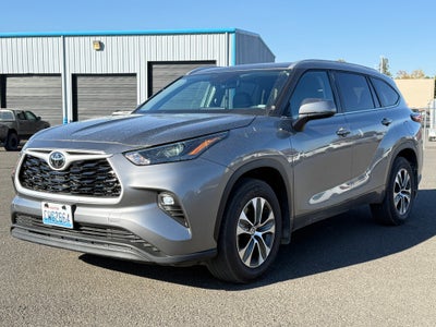 2026 Toyota Highlander XLE