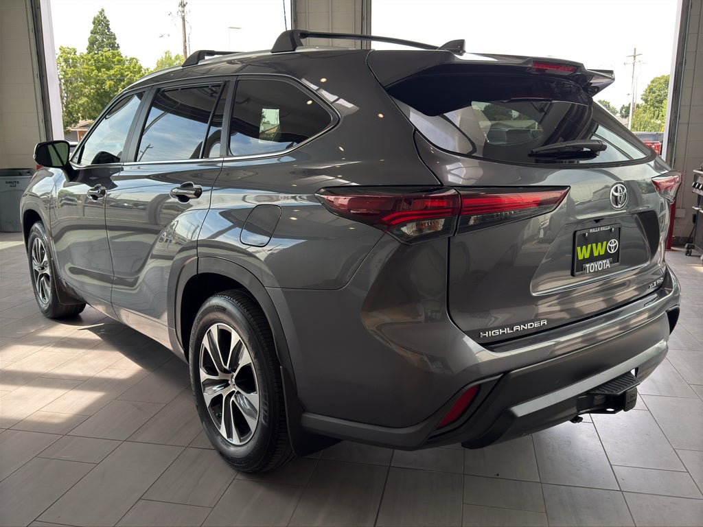 2024 Toyota Highlander XLE