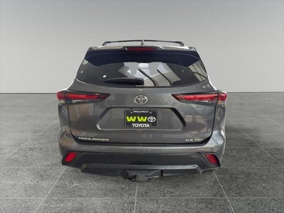 2024 Toyota Highlander XLE