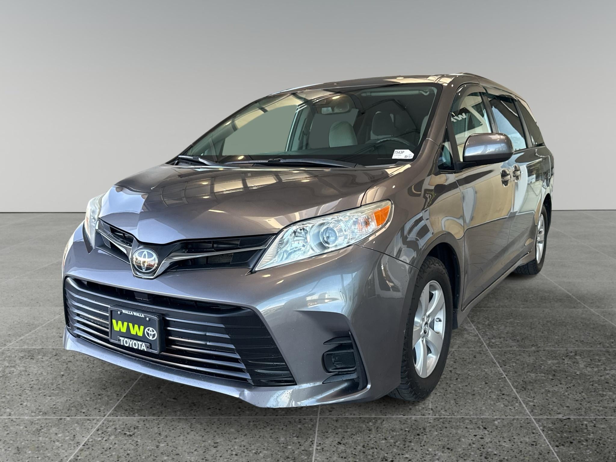 2020 Toyota Sienna LE