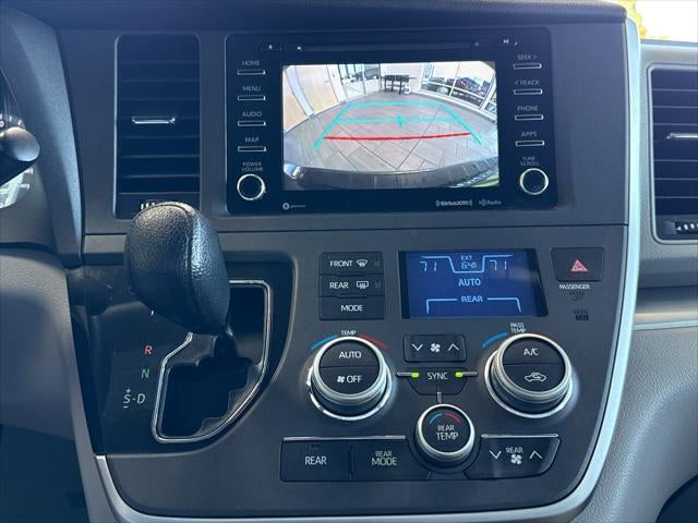 2020 Toyota Sienna LE