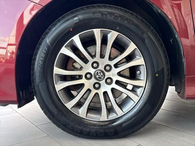 2019 Toyota Sienna XLE