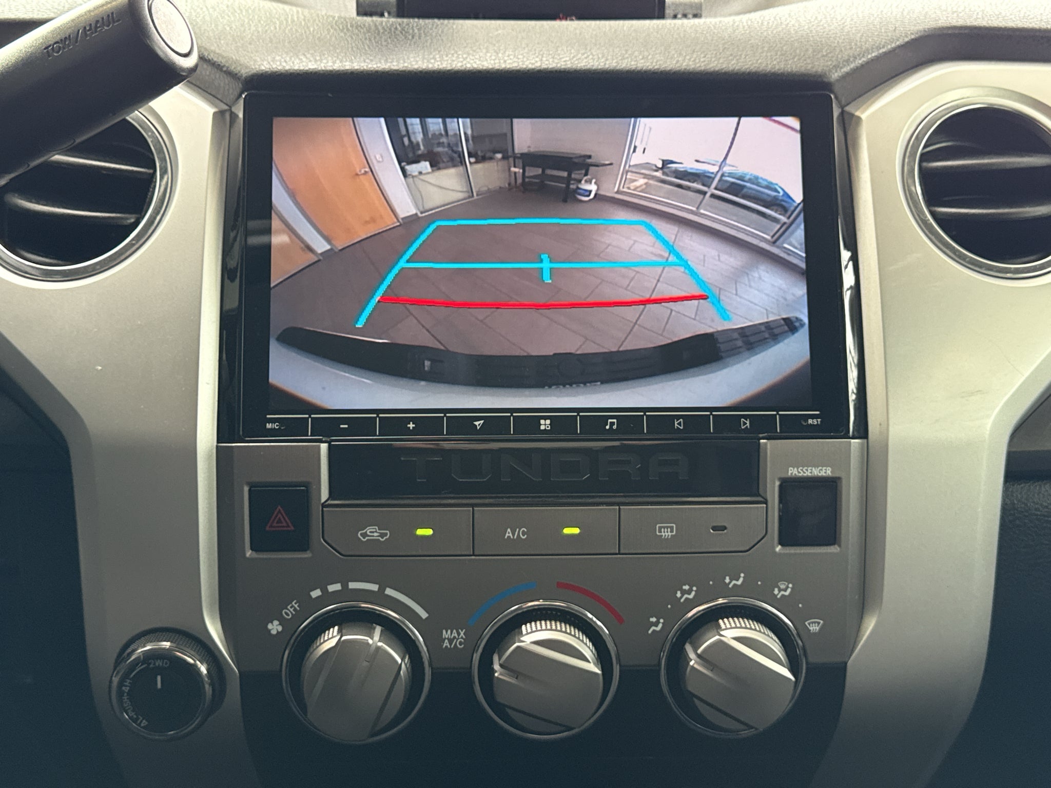 2017 Toyota Tundra SR5