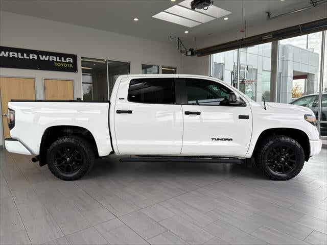 2017 Toyota Tundra SR5
