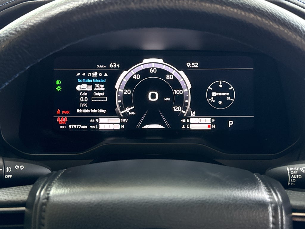 2023 Toyota Tundra Platinum