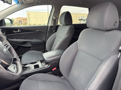 2019 Kia Sorento LX V6