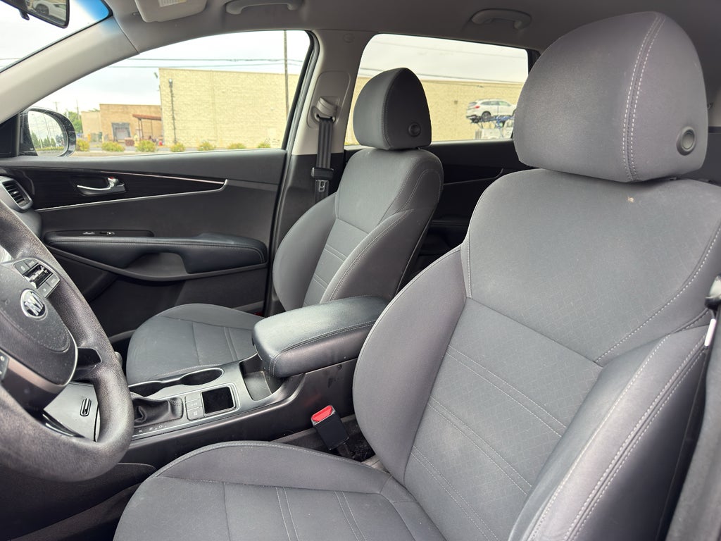 2019 Kia Sorento LX V6