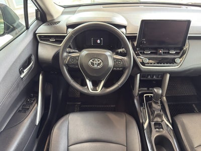 2024 Toyota Corolla Cross XLE