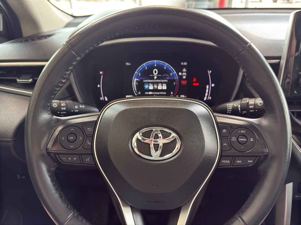 2024 Toyota Corolla Cross XLE